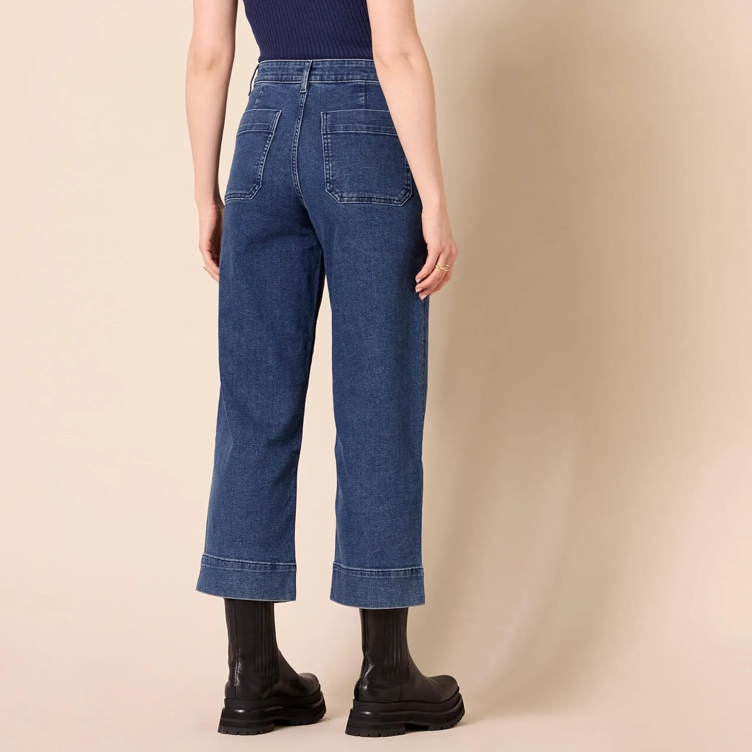Amazon Essentials Women's High-Rise Regular-Fit Ankle-Length Wide-Leg Jean