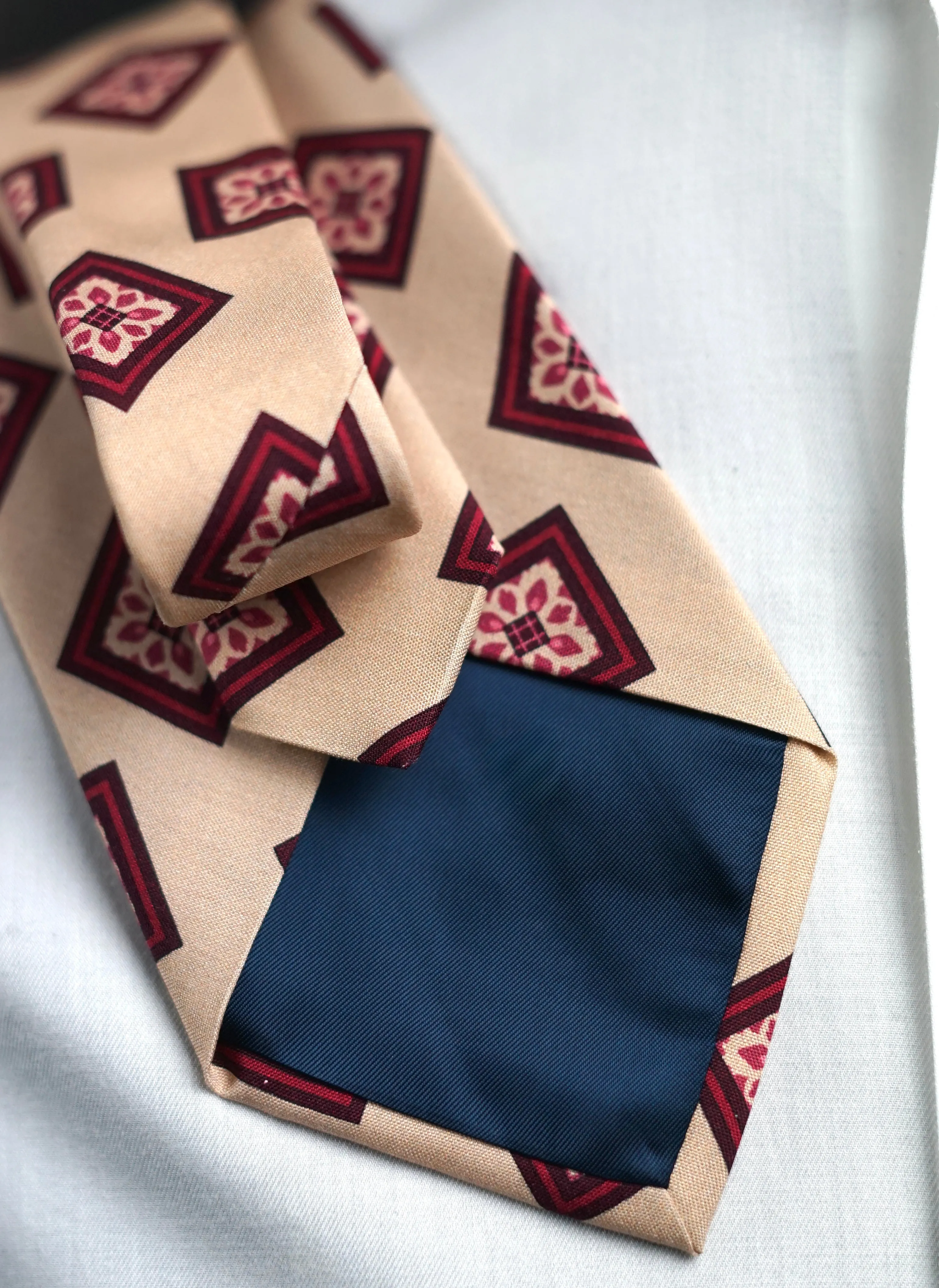 Lorella Vintage Tie